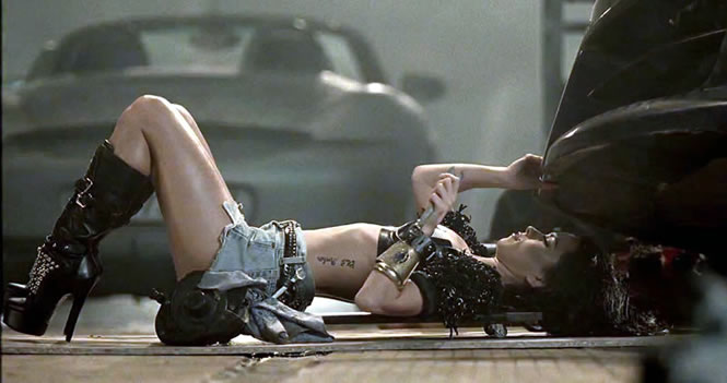 New Video | Inna - Club Rocker