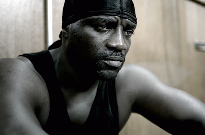 Akon featuring French Montana - Hurt Somebody